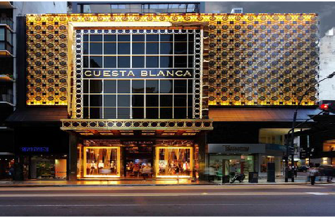 来安门头设计与商业空间的纽带。